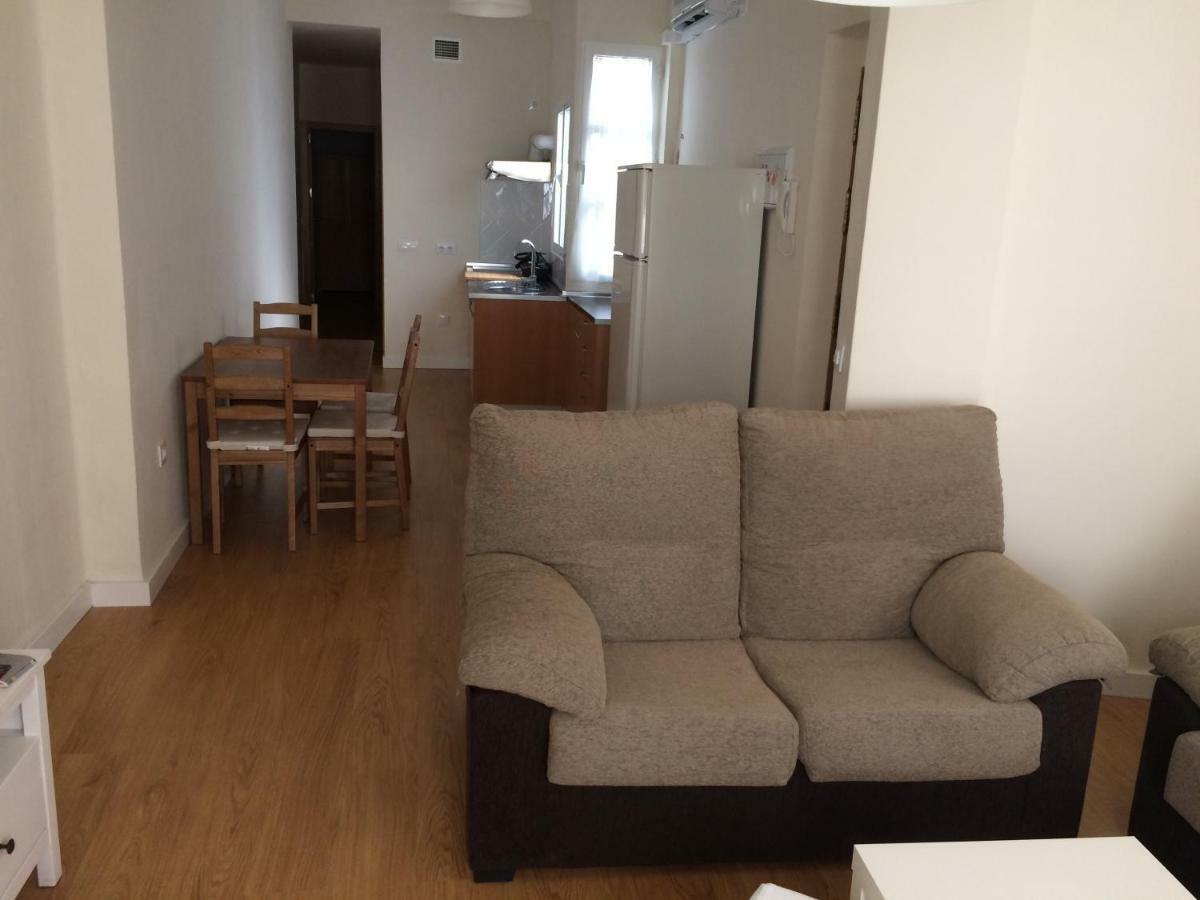 Peris Mencheta Apartment Sevilla Exterior foto