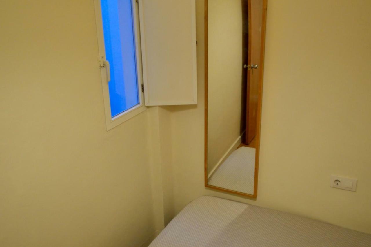 Peris Mencheta Apartment Sevilla Exterior foto